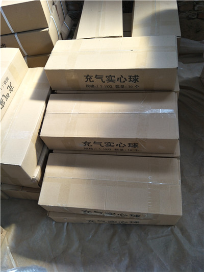 體操墊、羽毛球柱、實心球、海綿包大量現(xiàn)貨
